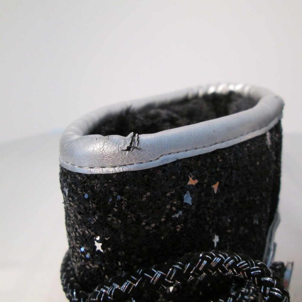 GBG by Guess Sparkle Aylan Boots Silver/Black Sz 5.5 - Picture 8 of 10